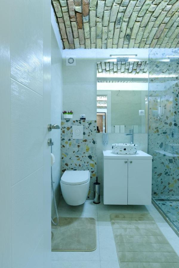 All Seasons Apartments Sarajevo With Free Parking Luaran gambar