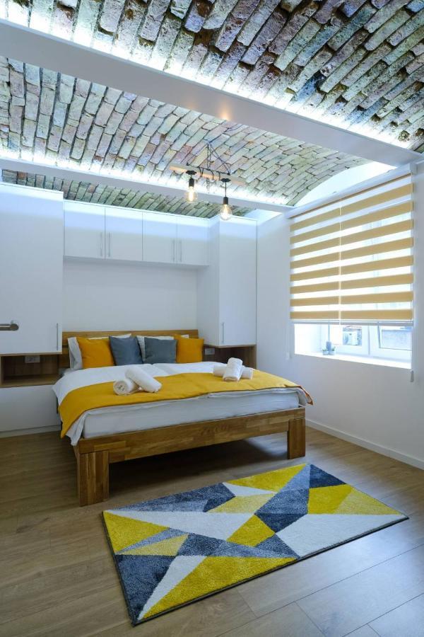 All Seasons Apartments Sarajevo With Free Parking Luaran gambar