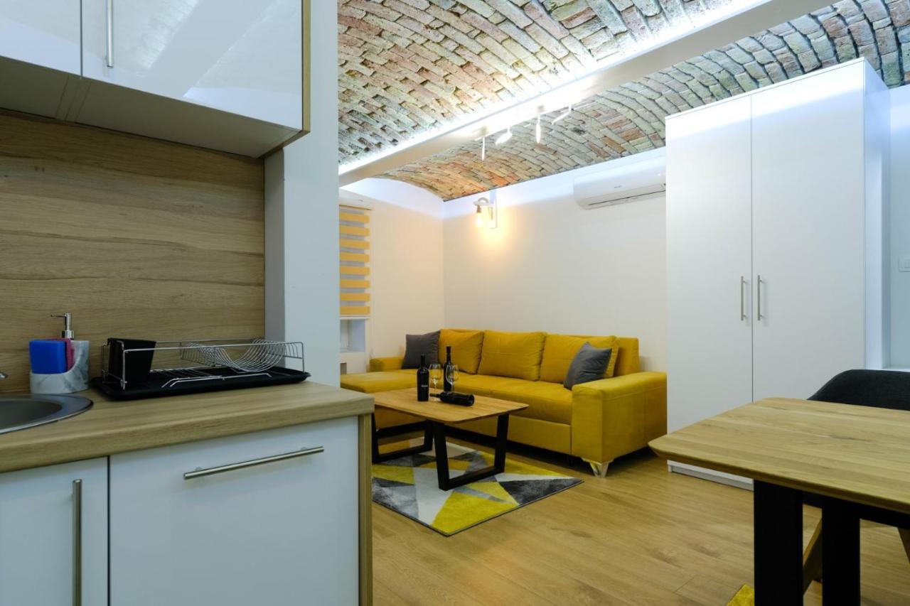 All Seasons Apartments Sarajevo With Free Parking Luaran gambar