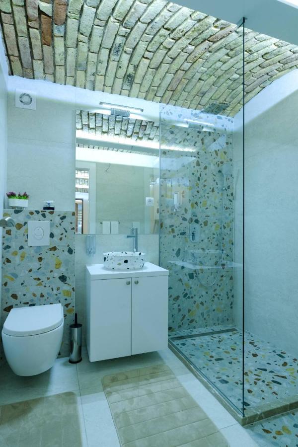 All Seasons Apartments Sarajevo With Free Parking Luaran gambar