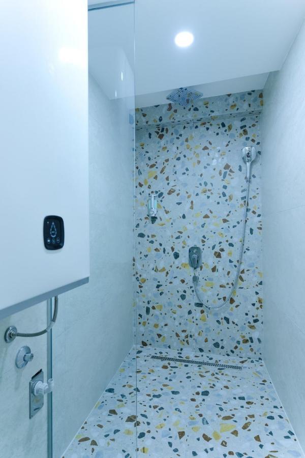 All Seasons Apartments Sarajevo With Free Parking Luaran gambar