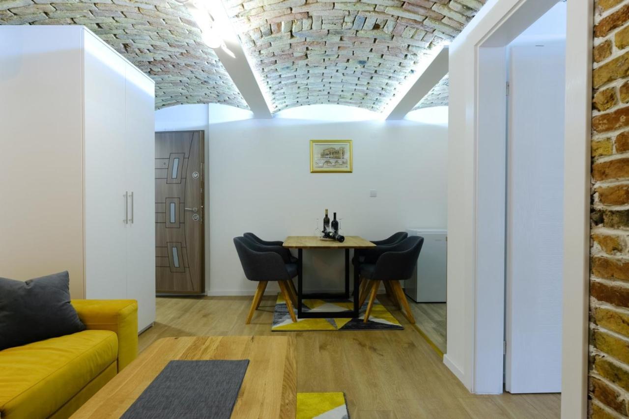 All Seasons Apartments Sarajevo With Free Parking Luaran gambar
