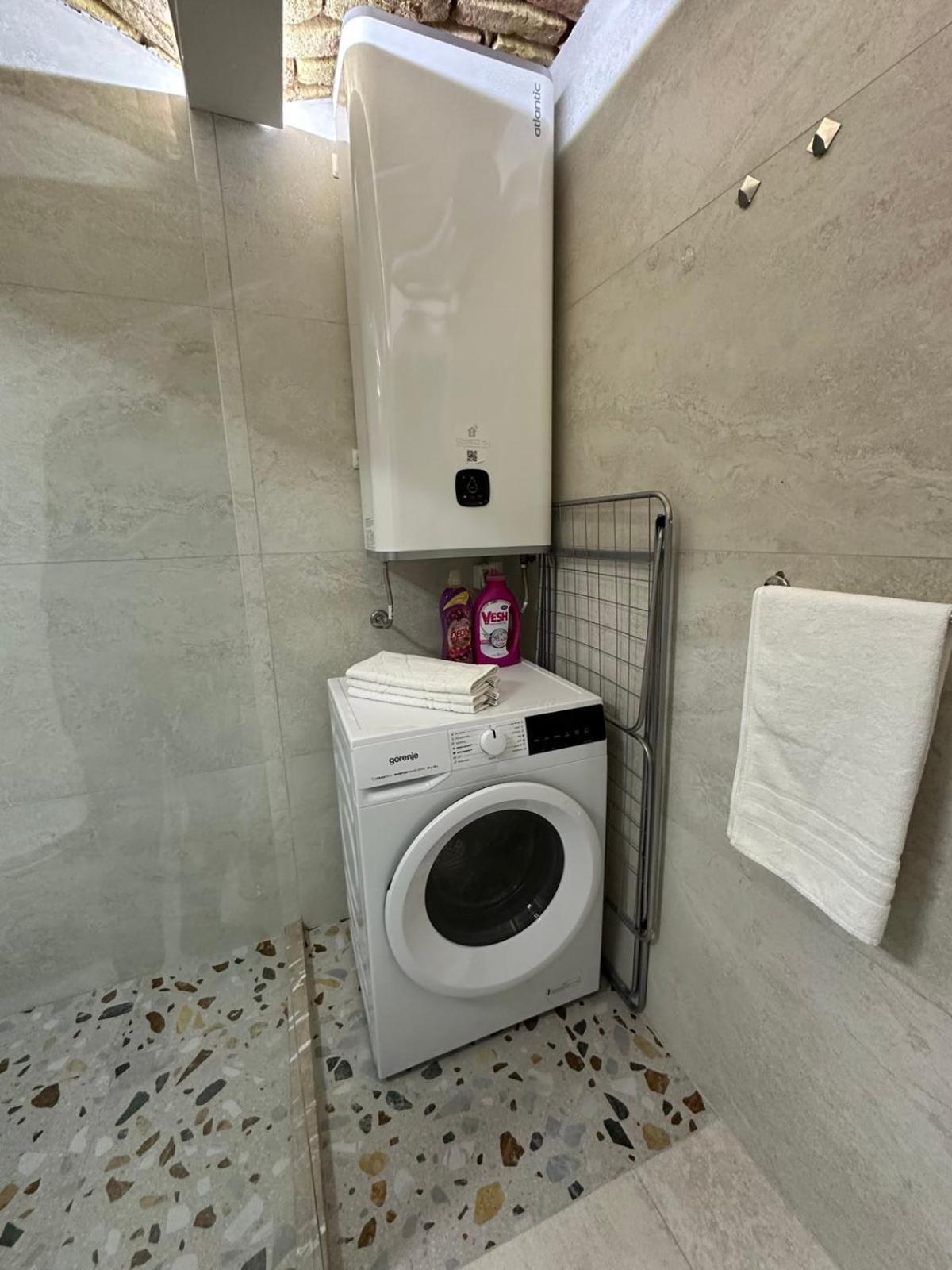 All Seasons Apartments Sarajevo With Free Parking Luaran gambar